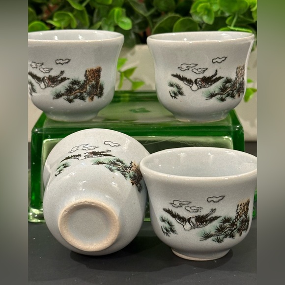 Japanese Asian Tea  Cups (4) - Picture 4 of 4